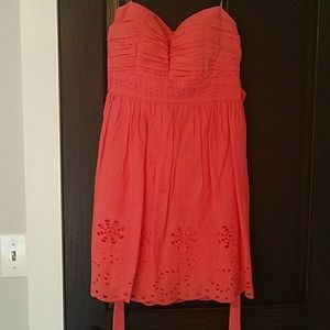 Coral sweetheart neck dress
